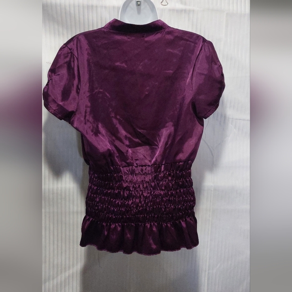 Elegant Purple Women's Top By Vixen Size Medium - Picture 7 of 8
